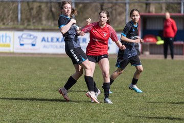 Bild 271 - wBJ VfL Pinneberg - Waldd�rfer SV : Ergebnis: 5:0